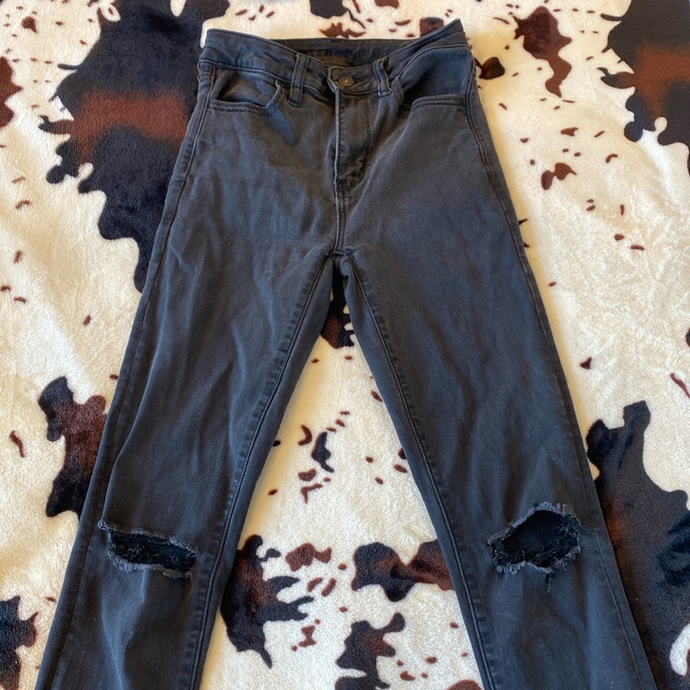 2/$15 American Eagle Ripped Skinny Jeans Long